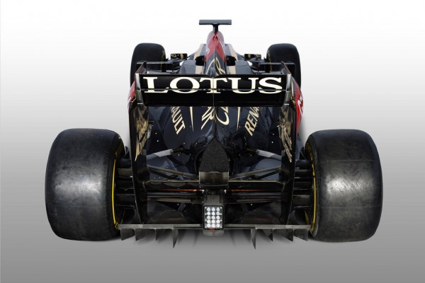 Re: Lotus F1 Team y fans de la formula.