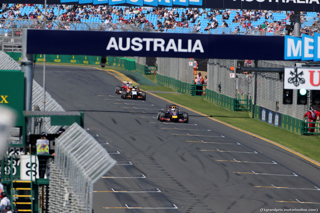 Re: FOTOS: Libres 1 y 2 del GP de Australia - Viernes