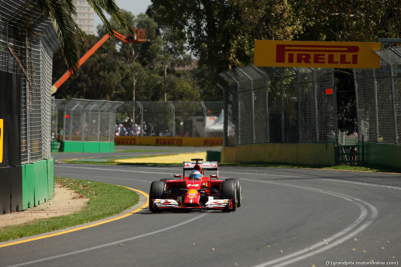 Re: FOTOS: Libres 1 y 2 del GP de Australia - Viernes