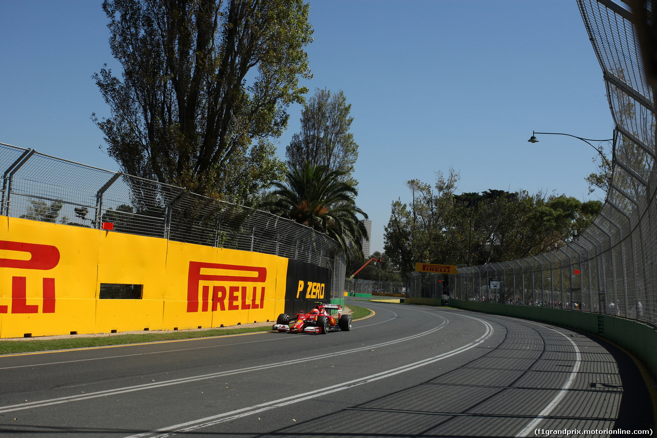 Re: FOTOS: Libres 1 y 2 del GP de Australia - Viernes