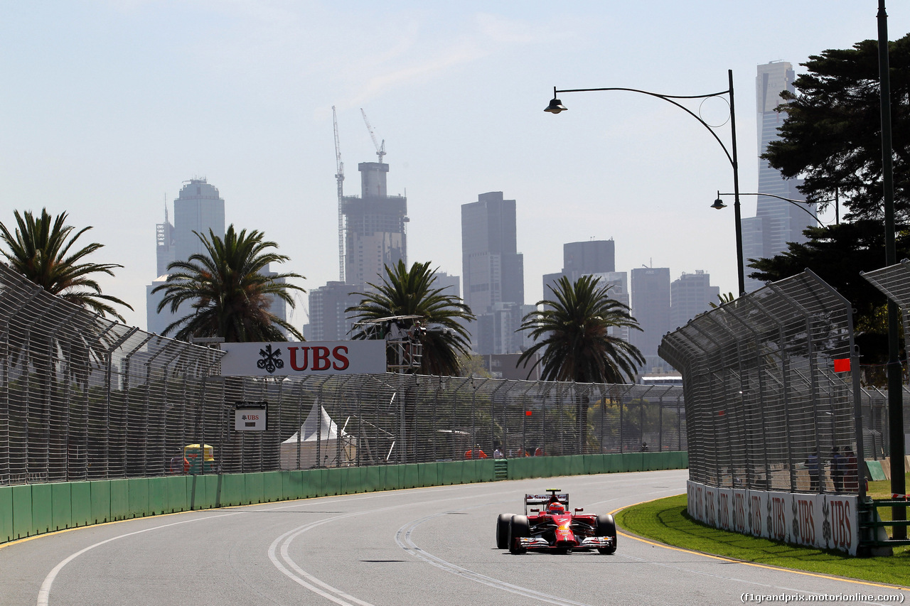 Re: FOTOS: Libres 1 y 2 del GP de Australia - Viernes