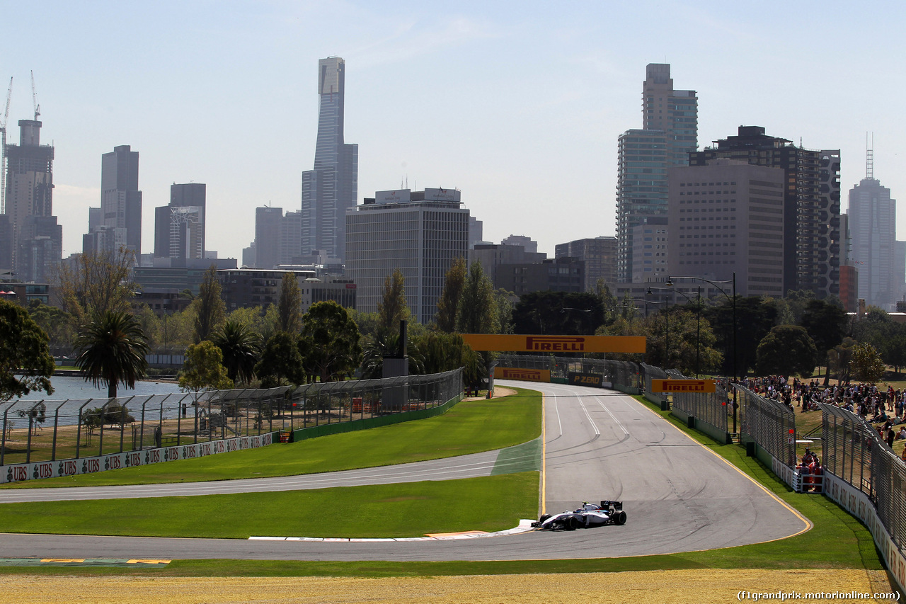 Re: FOTOS: Libres 1 y 2 del GP de Australia - Viernes