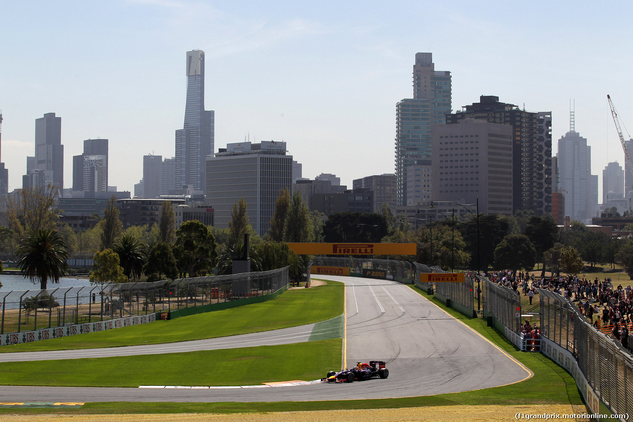 Re: FOTOS: Libres 1 y 2 del GP de Australia - Viernes