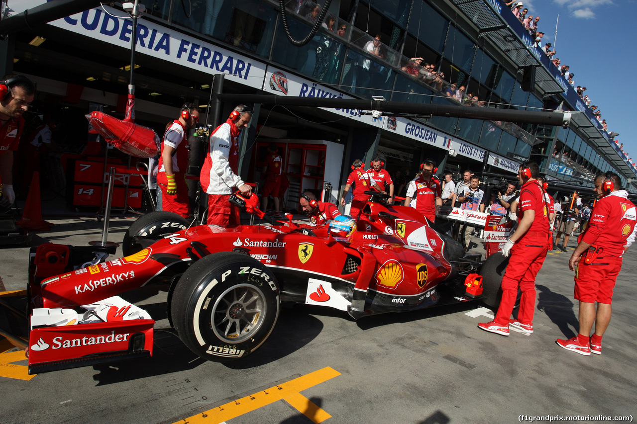 Re: FOTOS: Libres 1 y 2 del GP de Australia - Viernes