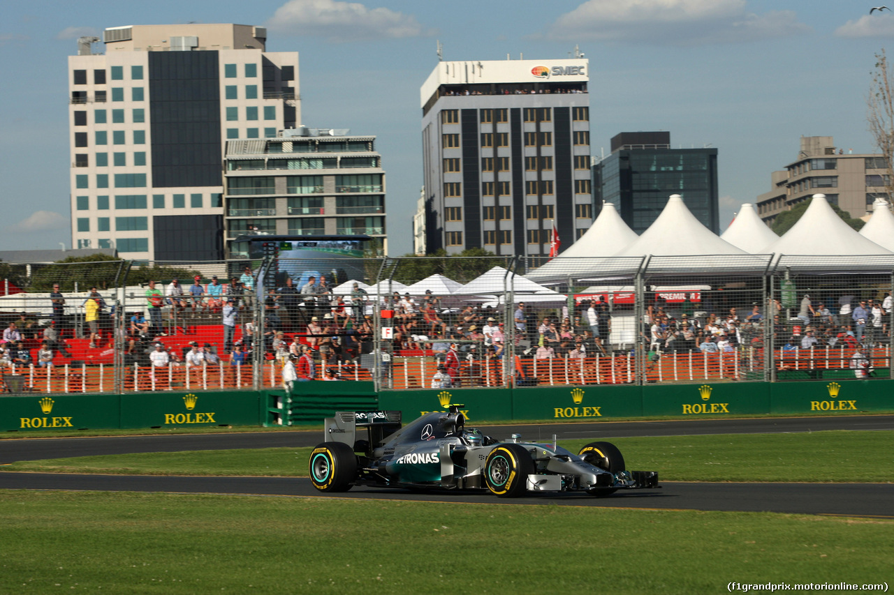 Re: FOTOS: Libres 1 y 2 del GP de Australia - Viernes