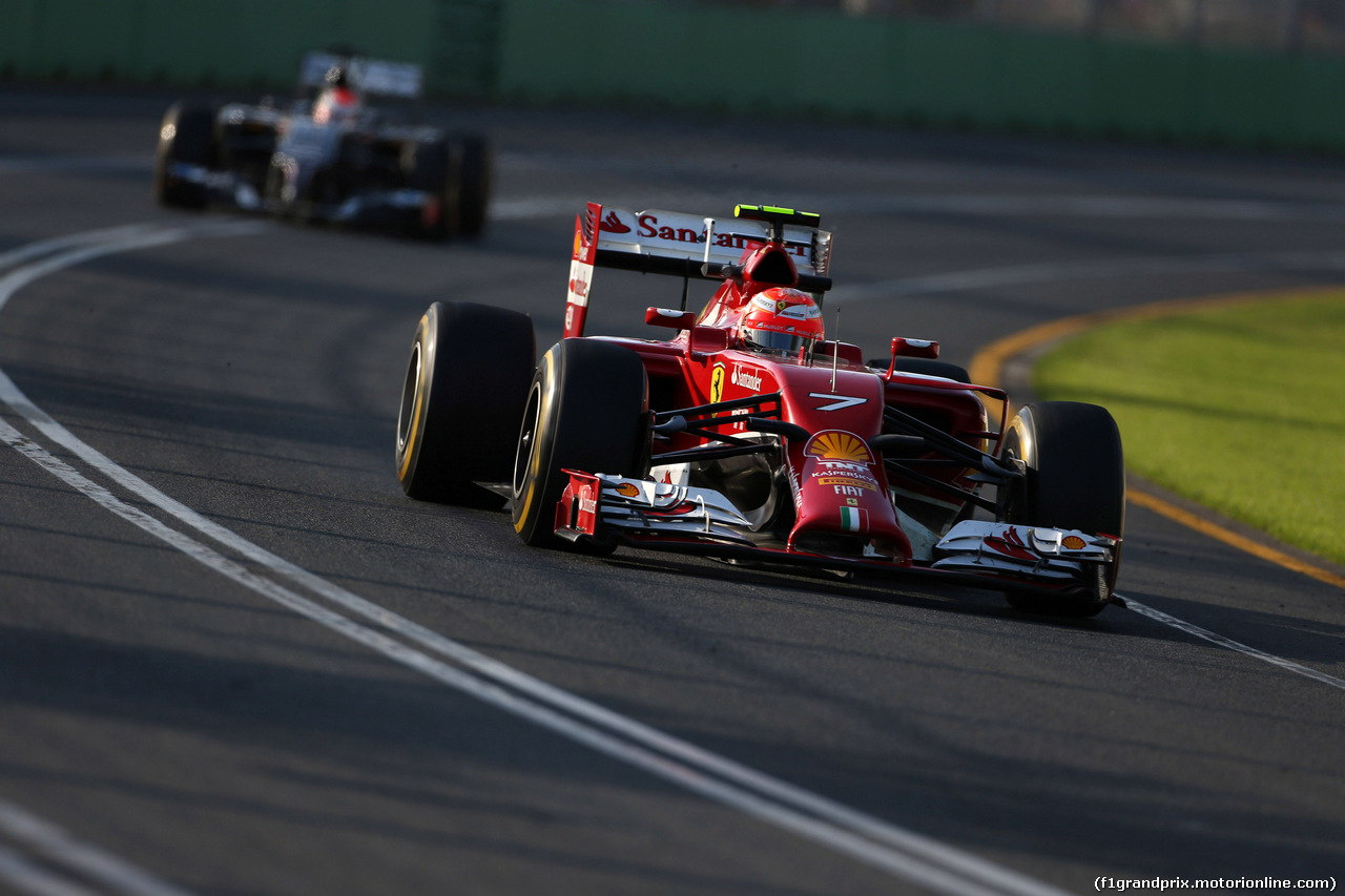 Re: FOTOS: Libres 1 y 2 del GP de Australia - Viernes