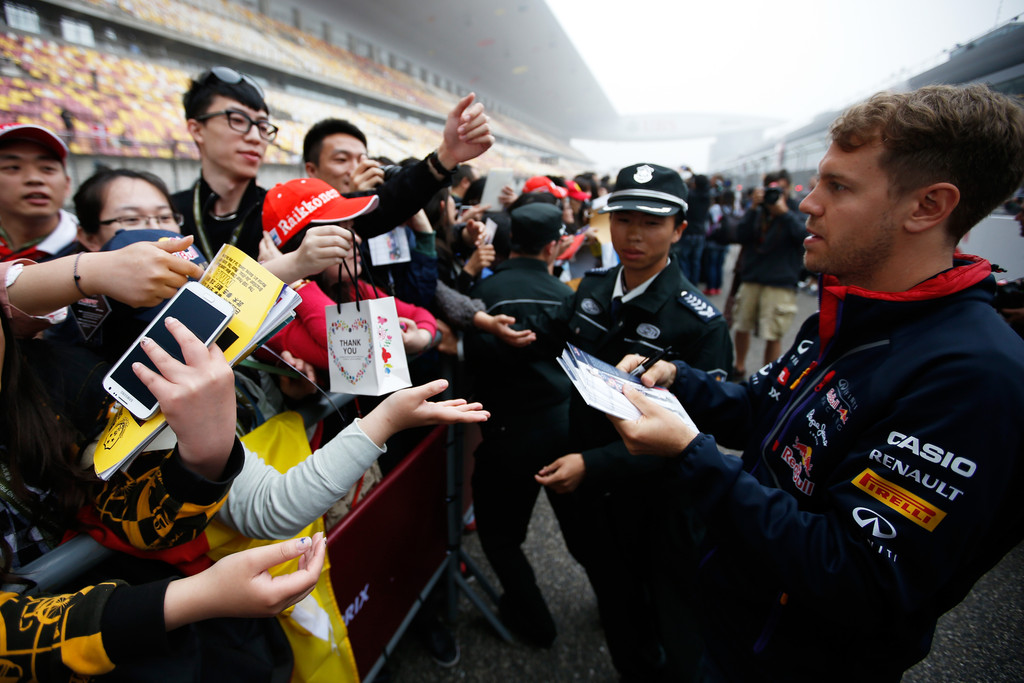 Re: FOTOS - Gran Premio de China 2014