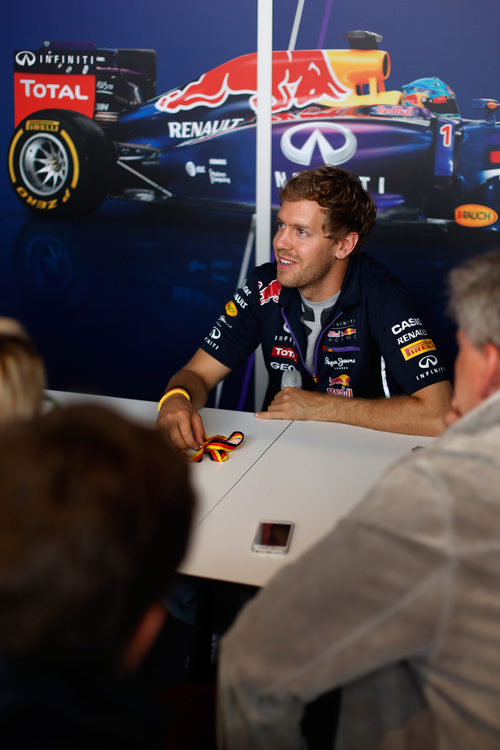 Re: [[ Club de Sebastian Vettel ]]