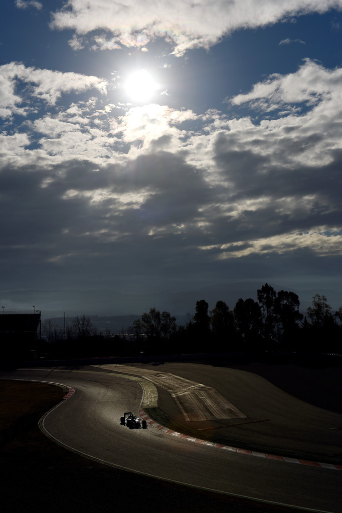 Re: FOTOS - TEST DE PRETEMPORADA EN BARCELONA - DIA 5