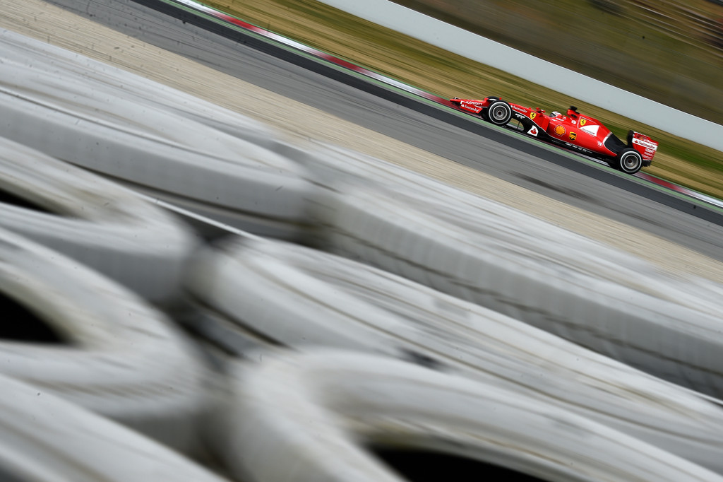 Re: FOTOS - TEST DE PRETEMPORADA EN BARCELONA - DIA 5