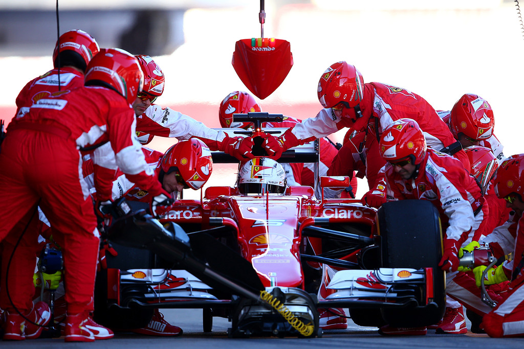 Re: FANS DE SEB & KIMI.... SCUDERIA FERRARI 2015...!!!!