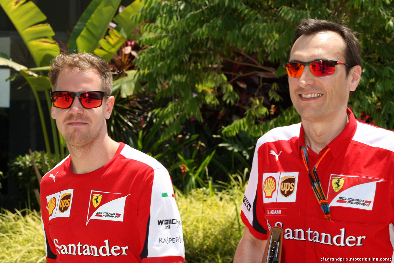 Re: FANS DE SEB & KIMI.... SCUDERIA FERRARI 2015...!!!!