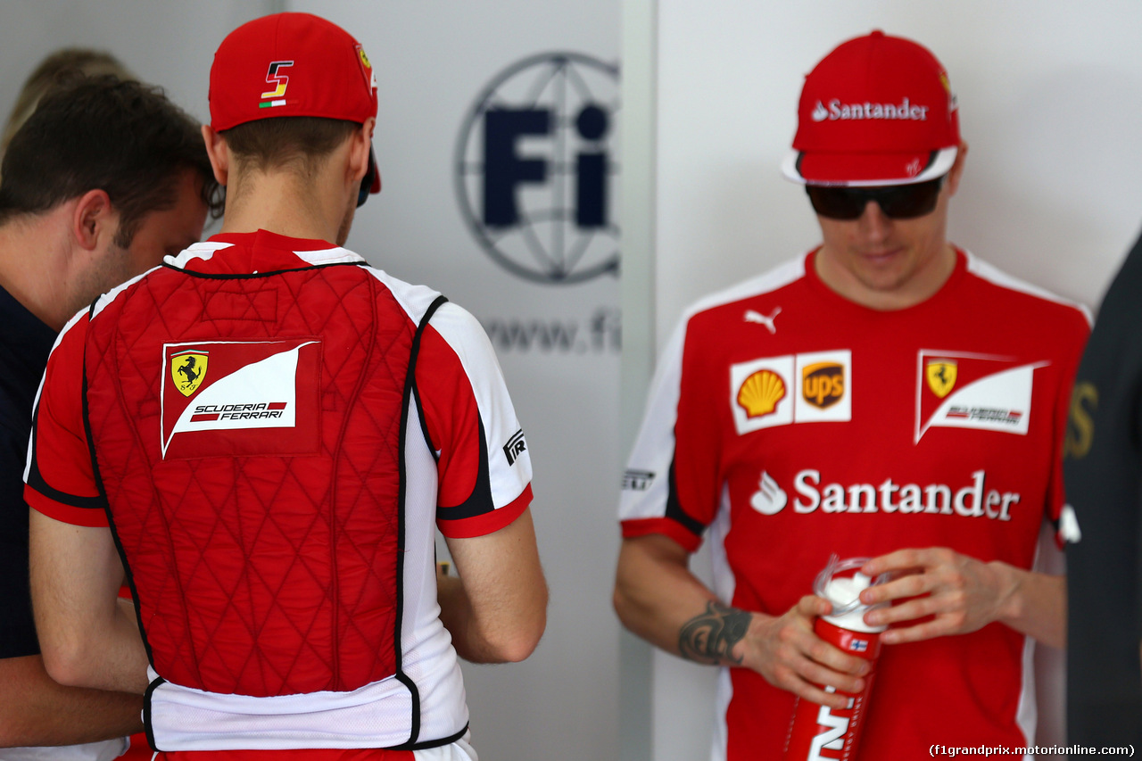 Re: FANS DE SEB & KIMI.... SCUDERIA FERRARI 2015...!!!!