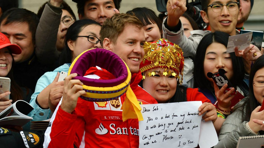 Re: FANS DE  SEB  &  KIMI.... SCUDERIA FERRARI 2015...!!!!