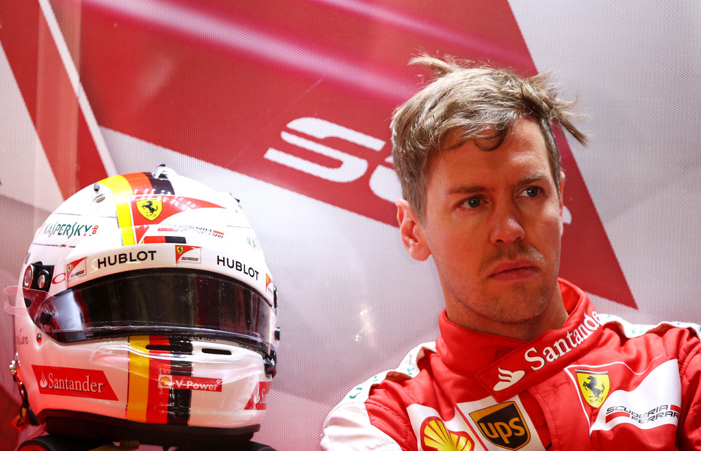 Re: FANS DE  SEB  &  KIMI.... SCUDERIA FERRARI 2015...!!!!