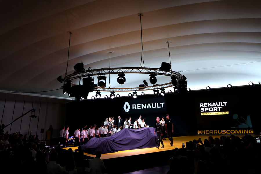 Presentación Renault F1 Team RS16 | Fotos y videos