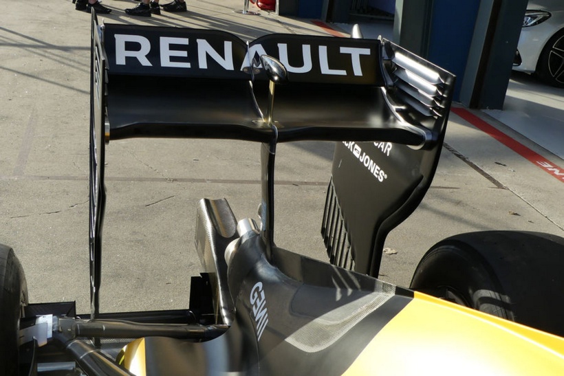 RENAULT