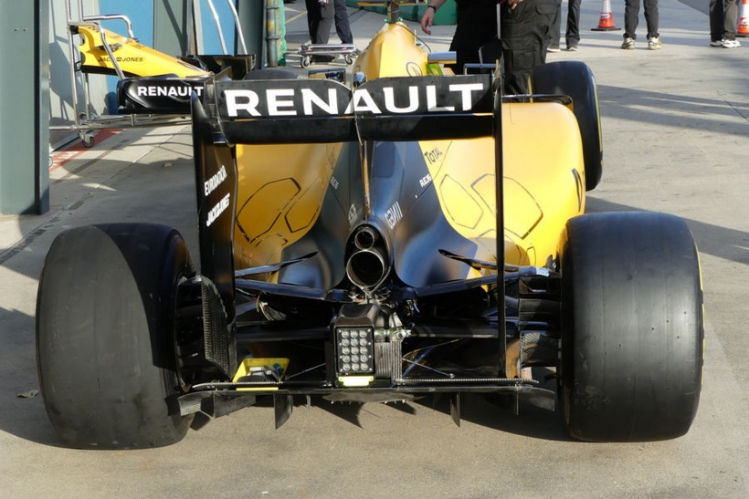 RENAULT