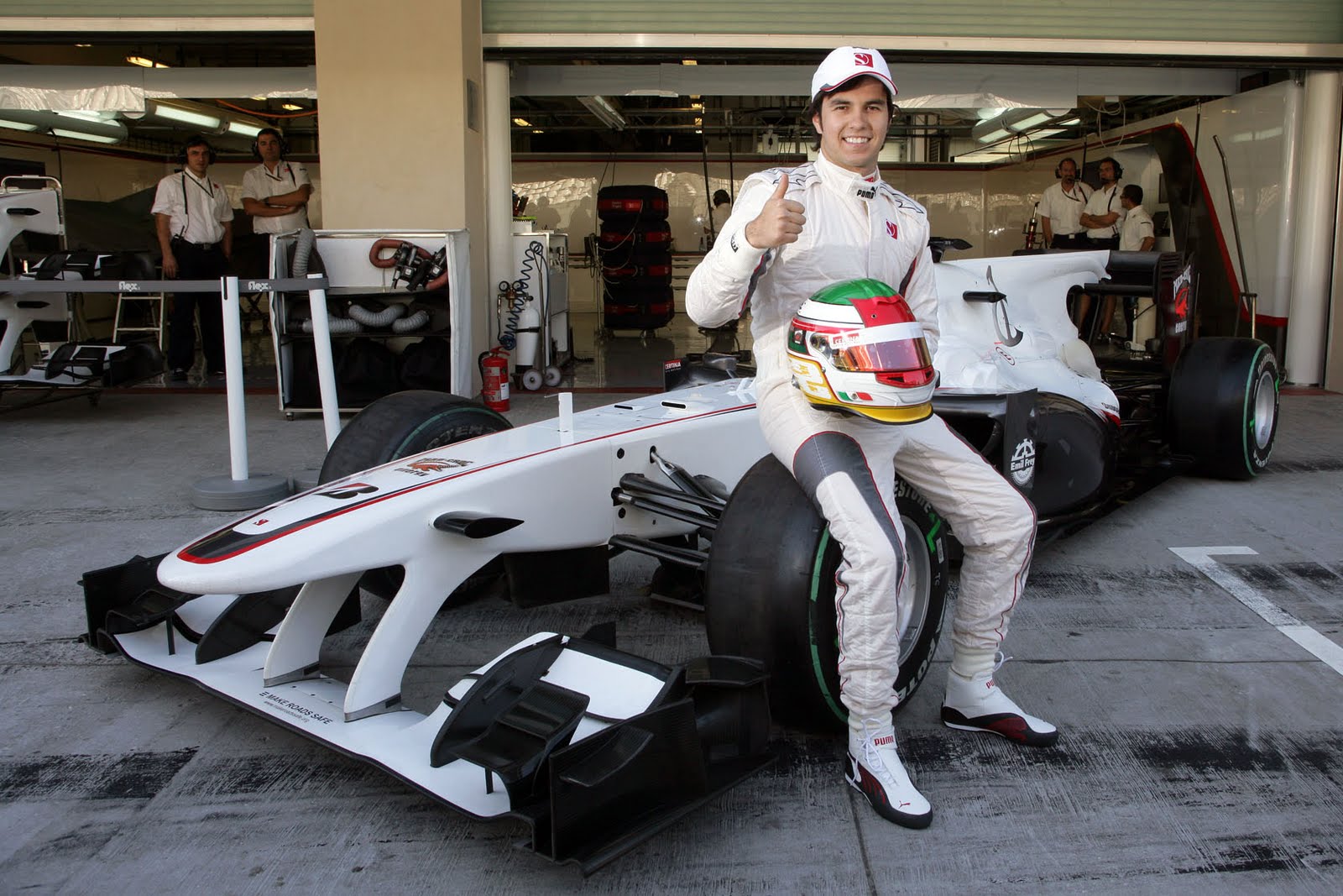Re: El rincon de Sergio Perez, y sus amigos.