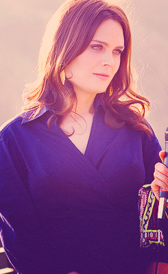 emilydeschaneldratemperancebrennan