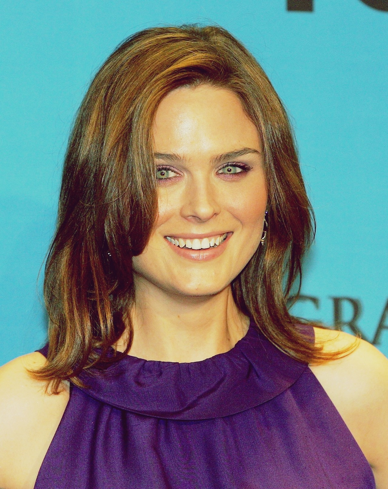 emilydeschaneldratemperancebrennan