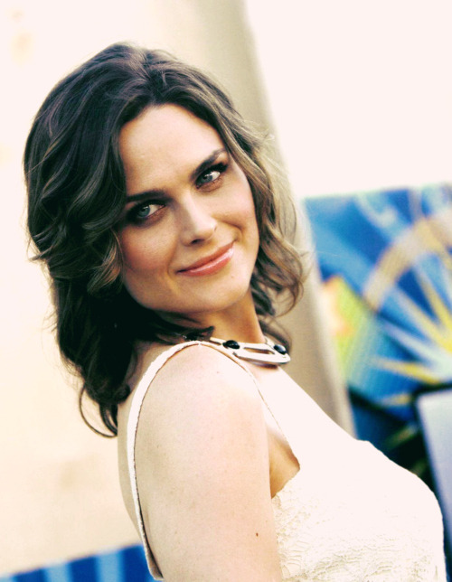 emilydeschaneldratemperancebrennan