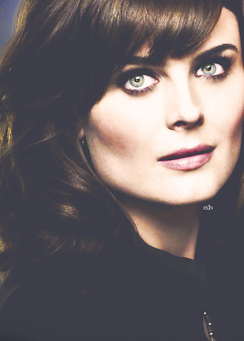 emilydeschaneldratemperancebrennan