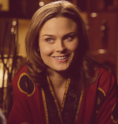 emilydeschaneldratemperancebrennan