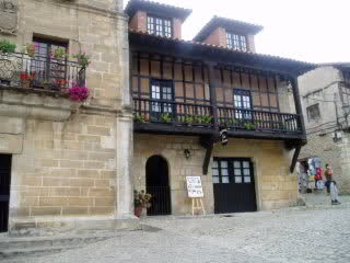 juliaeivanseacabonuestrosninossevanaviajarporelmundoesperemosqueselopasenmuybien