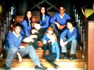 recopilandoanuncioscortinillaspromosyfotosdelaserie