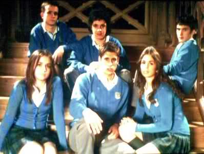 recopilandoanuncioscortinillaspromosyfotosdelaserie