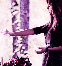comentemosel5x04forwhomthebelltollscuidadinconlosspoilers