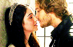 postparacomentarlaseriereign2temporadaestreno2deoctubre