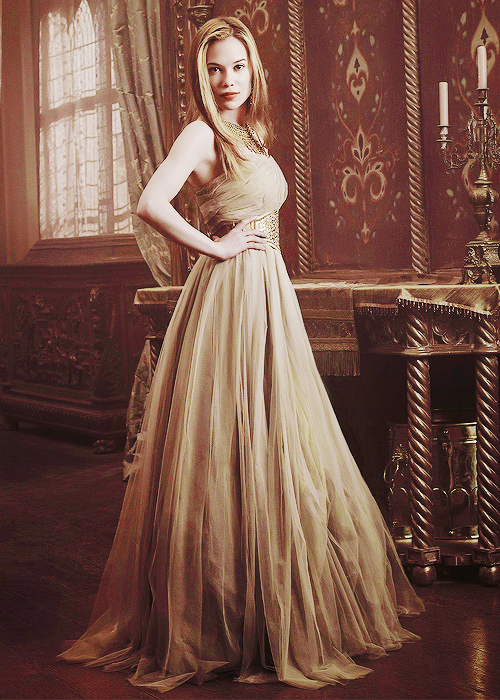 postparacomentarlaseriereign2temporadaestreno2deoctubre