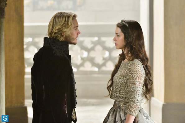 postparacomentarlaseriereign2temporadaestreno2deoctubre