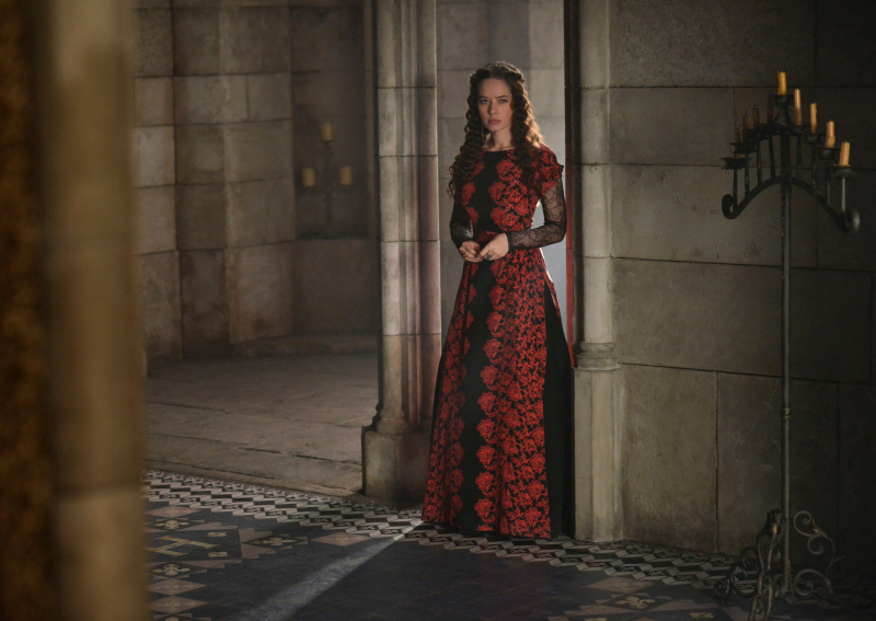 postparacomentarlaseriereign2temporadaestreno2deoctubre