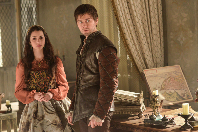 postparacomentarlaseriereign2temporadaestreno2deoctubre