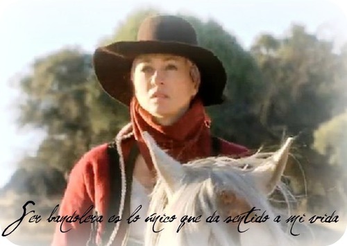 sarareeves-postoficial-sarayraulsonfelicesparasiemprejuntoamiguelitoeninglaterra