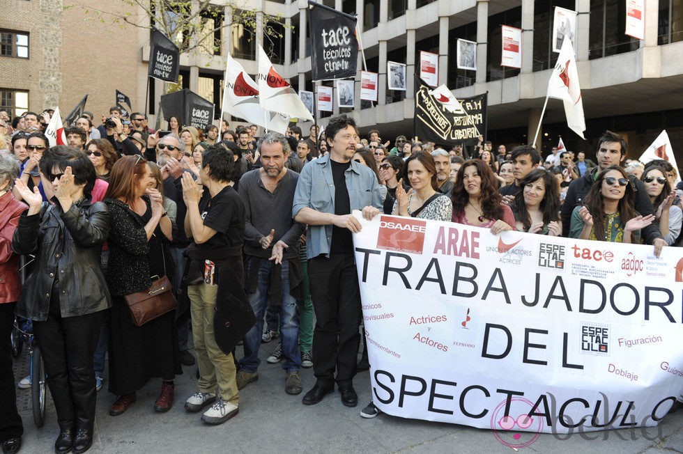 homenajealosactoresdelaserieelsecretodepuenteviejo