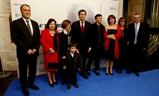 homenajealosactoresdelaserieelsecretodepuenteviejo
